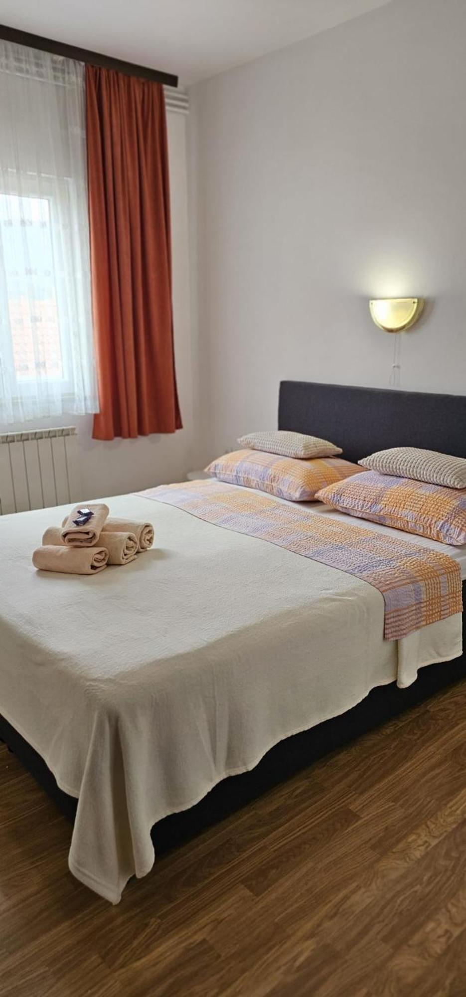 Apartman Pida Primosten Exterior photo